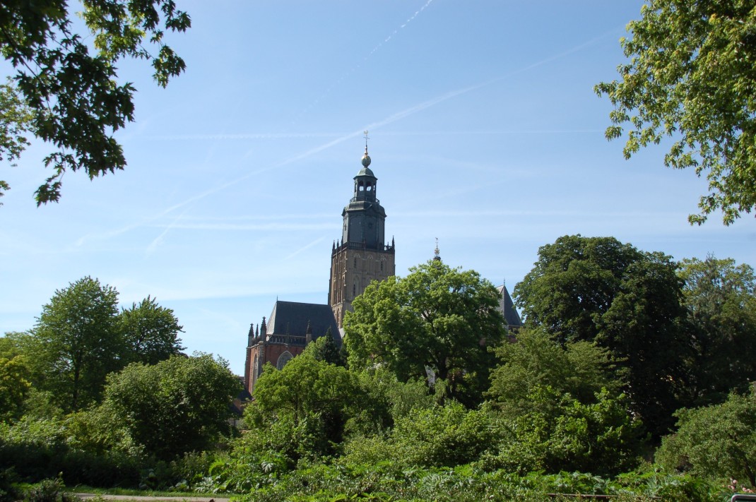 Die Konturen des alten Stadtwalds bestimmen bis heute das Bild - in diesem Fall durch Grünanlagen